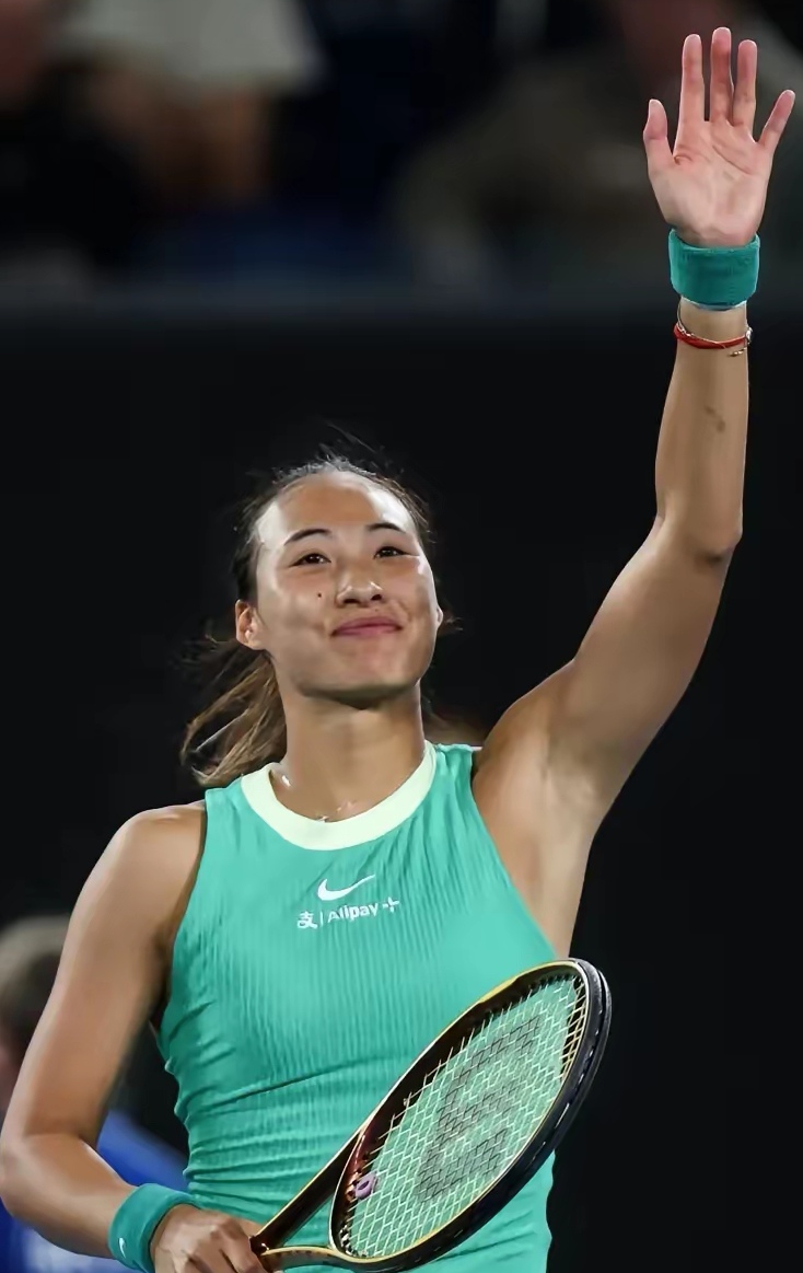 震撼！李娜在羽毛球赛场遭遇淘汰！