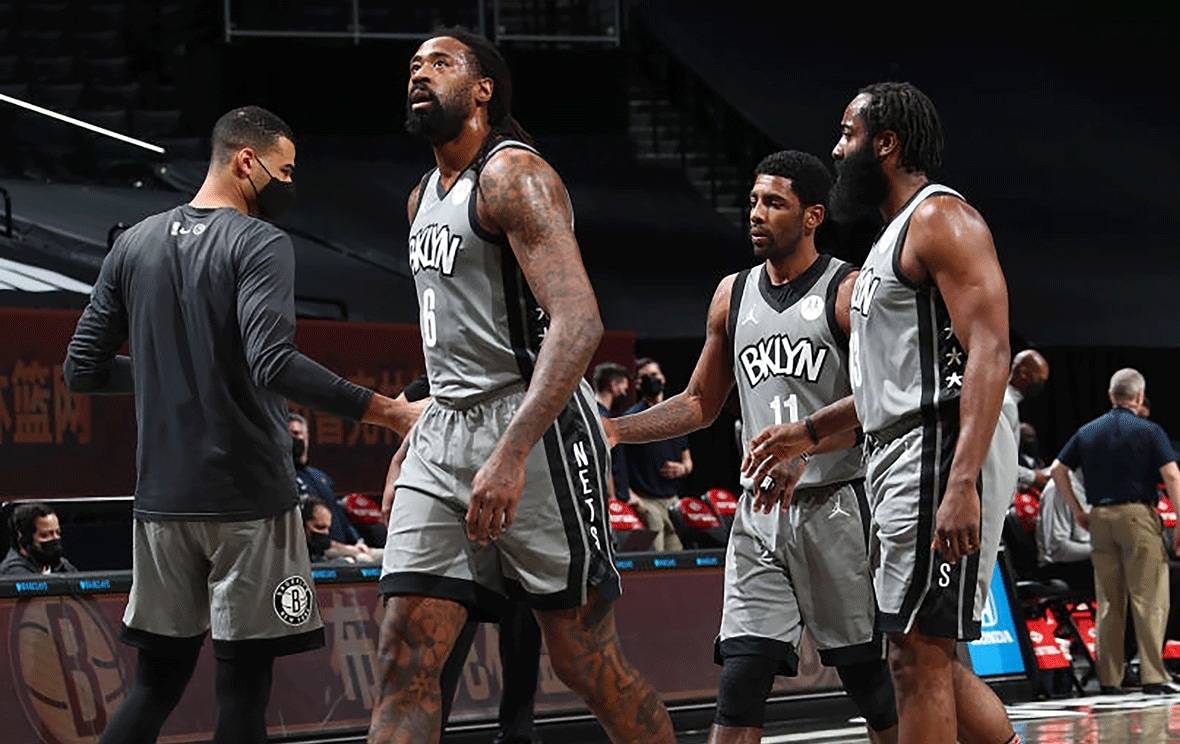 关于杜兰特三巨头联手，迎来胜利得分突破，引发争议冲击季后赛！的信息