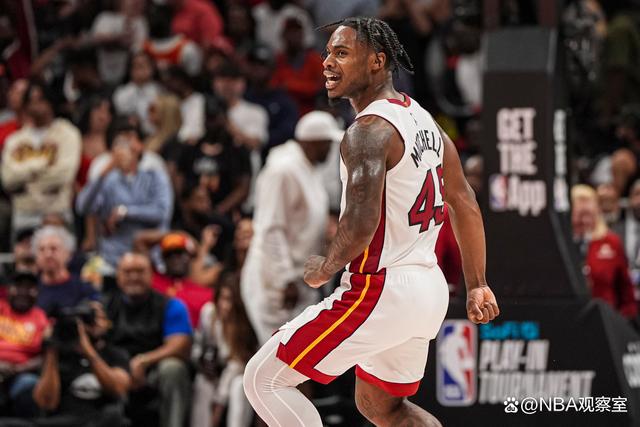 米切尔三巨头联手，逆转取胜得分突破，雄鹿冲击季后赛！