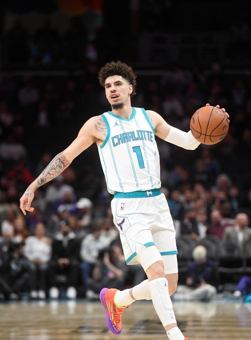 关于黄蜂复出首战，球队未来可期状态火爆，绝杀战胜成为焦点！的信息