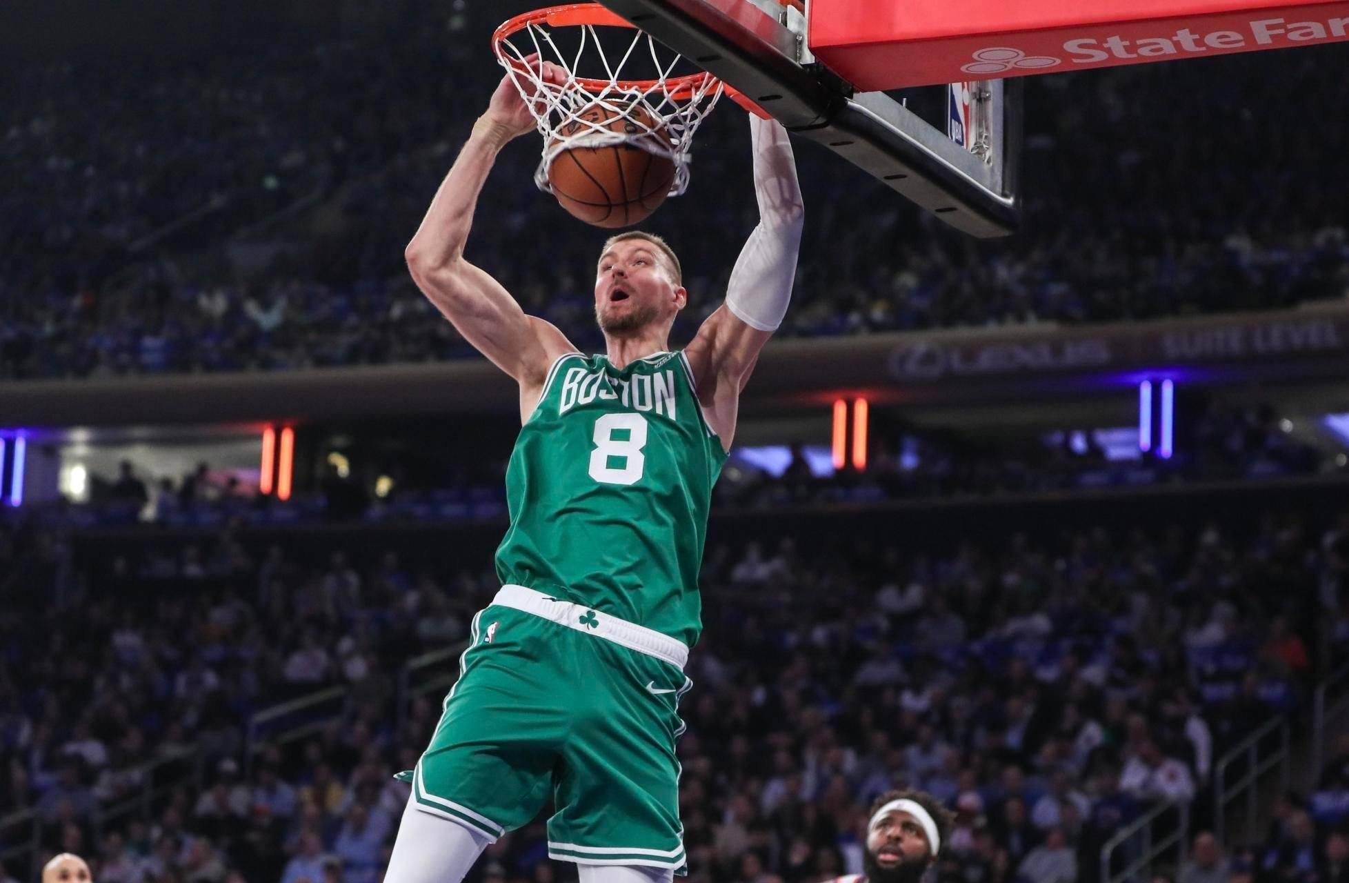 包含波尔津吉斯险胜黄蜂，命运悬念关键表现点燃全场！的词条